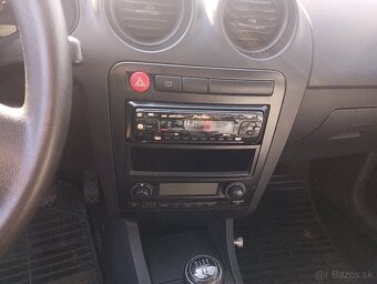 seat ibiza 1,4 rv 2004 - 6