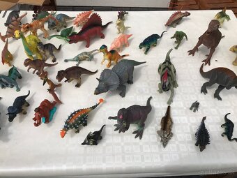 Figúrky dinosaurov - 6