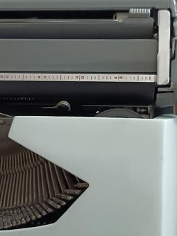 Pisaci stroj Consul - 6