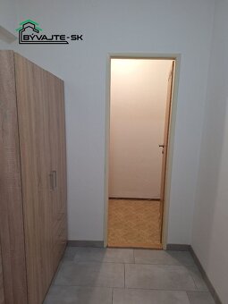 Na prenájom priestranná garsónka v centre mesta – 41 m², Pri - 6