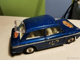 Corgi toys Hillman - 6