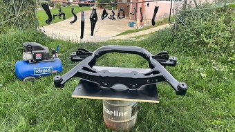 Superb 2 zadná náprava - 6