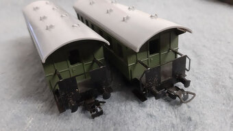 Vláčiky - dva osobné vozne H0 - 6