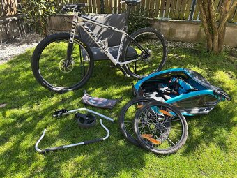 Cyklovozík Thule pre dve deti + Horský bicykel Cannondale - 6