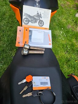 KTM 990 Supermoto T 2009 - 6