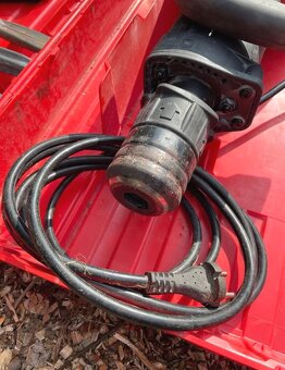 HILTI TE 1000 AVR – silný búrací kladivový set - 6