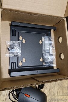 miniPC Lenovo ThinkCentre; i5 13400T 16GB RAM - 6