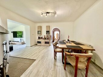 NA PREDAJ MODERNÝ ZREKONŠTRUOVANÝ 4i RODINNÝ DOM S GARÁŽOU - 6