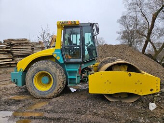 Predám vibračny válec Ammann sc 150 - 6