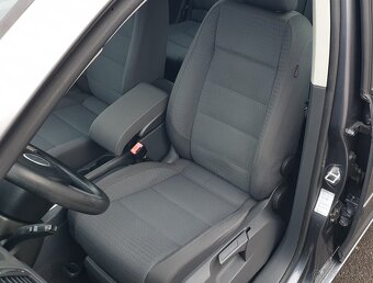 Touran 1,9 TDi, 77kW, DSG-automat, 7-miestny, ťažné - 6