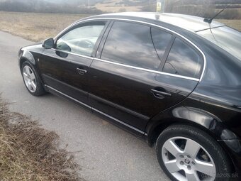 Rozpredám Škoda Superb 1 2.8 benzín automat - 6
