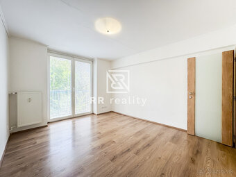 1-izbový byt 40m2 , kompl. rekonštrukcia, Košice-Staré mesto - 6