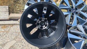 5x114,3 R18 --- HYUNDAI TUCSON , SANTA FE - 6