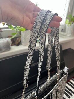 Guess originál kabelka málo nosená - 6