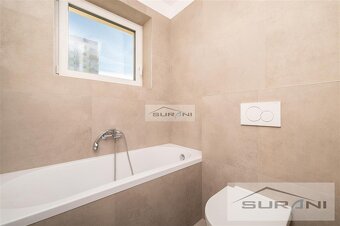 2-izbový byt s predzáhradkou 135 m2 a parkovaním v... - 6