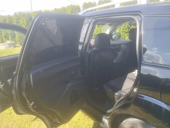 PEUGEOT 4007 2,2 hdi 4x4 7 miestne - 6