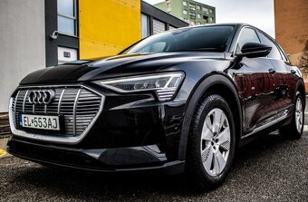 Audi E-tron 55 quattro Advanced, 300kW - 6