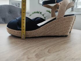 Damske remienkove sandale Tom Tailor 40 - 6