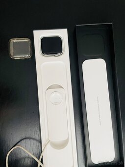 Hodinky Apple 44 Series 6 Nike + - 6