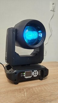 Rotačné hlavy 200W Beam, el. fokusácia, dúha efekt+ fixtura - 6