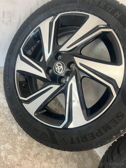 Toyota Aygo R17 komplety - 6