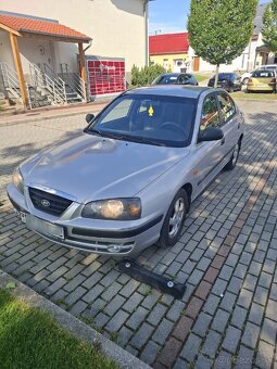 Hyundai Elantra 1,6 benzín - 6