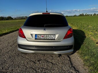 Peugeot 207 - 6