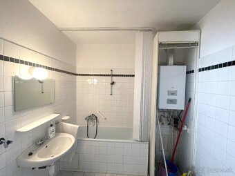 Prenájom 3+i byt v historickom centre Bratislavy - 6