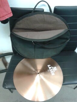 Predám bronzový činel Meinl 20"Ride s puzdrom. 50eur - 6