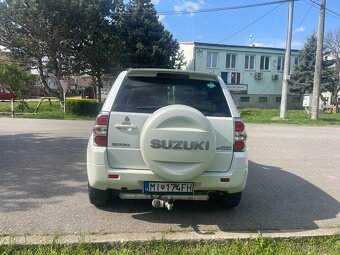 Suzuki Grand Vitara 1.6 - 6