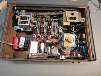 Prenosné rádio Philips L4X25T - 6