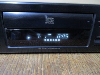 JVC XL-V184BK cd player - 6