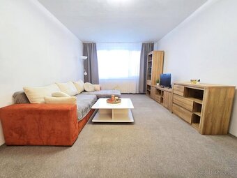 Väčší 2-izbový byt 50 m² V CENTRE / Škultétyho / Staré mesto - 6