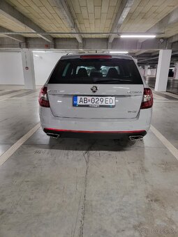 Škoda Octavia Combi 2.0 TSI 245k RS DSG
 - 6