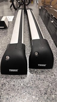 Strešný nosič Thule WingBar + KIT 3039 - 6