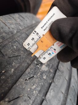 Letné 225/60 R18 pirelli - 6
