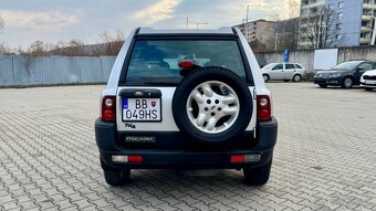 LAND ROVER FREELANDER  S 4x4 2.0 Td4 Experience A/T 2003 - 6