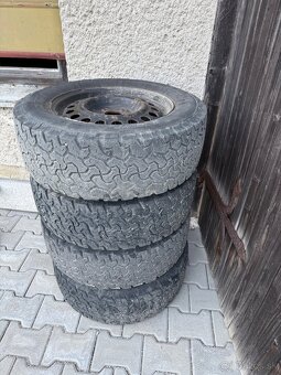 215/65R16 ALLTerain - 6