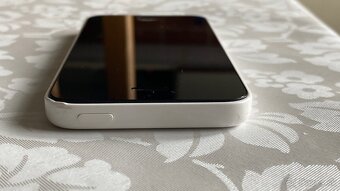 Predám iPhone staršie - 6