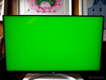 LG 32 4K 144HZ USB C monitor - 6