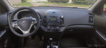 Hyundai i30 kombi, 1.6 crdi, rok 2010 - 6