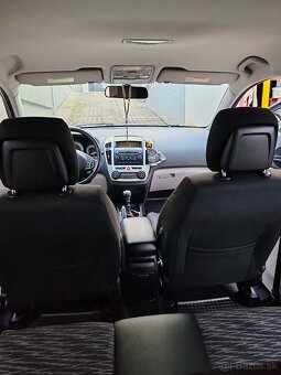 Predám KIA CEED 1.6 CRDI - 6