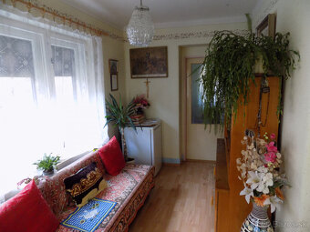 Na predaj tehlový 3 izb . dom v Rúbani - pozemok 2592 m2 pr - 6