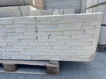 Predám betónové plotové platne a stĺpy - 6