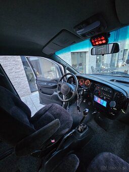 Hyundai H1 starex  4x4 - 6