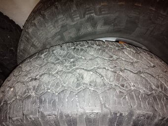 265/70 /r16 na diskoch 4ks, 6x139.7 / 67,1 - 6