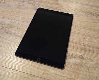 Apple iPad Air 3 64GB Cellular - 6