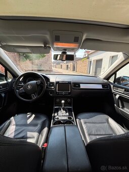 Volkswagen Touareg 3.0 - 6