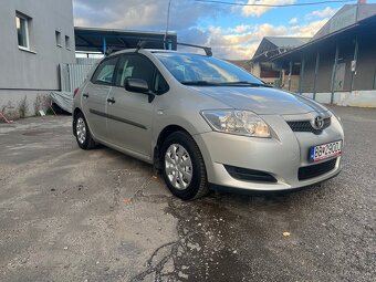 Toyota Auris 1.4VVTi 2009 - 6