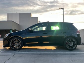 Volkswagen Golf VI GTI 2.0 TSI 155 kW - 6